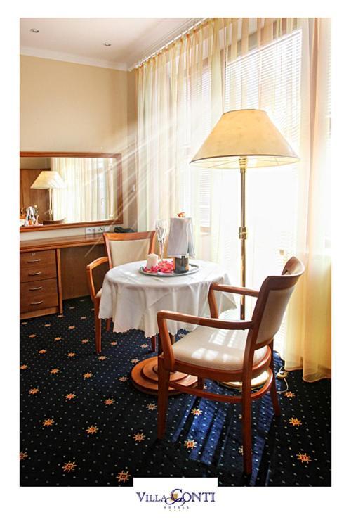 Hotel Villa Conti Писек Экстерьер фото