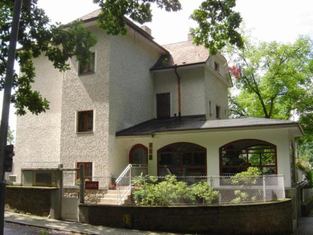 Hotel Villa Conti Писек Экстерьер фото